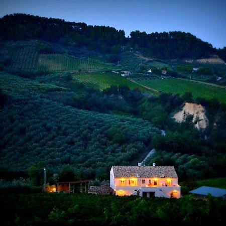 B&B Casale Fonte Vecchia Monteprandone Exteriör bild